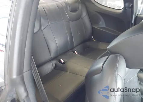 2010 Hyundai Genesis 3.8 Track from USA, damaged, VIN KMHHU6KH1AU017537